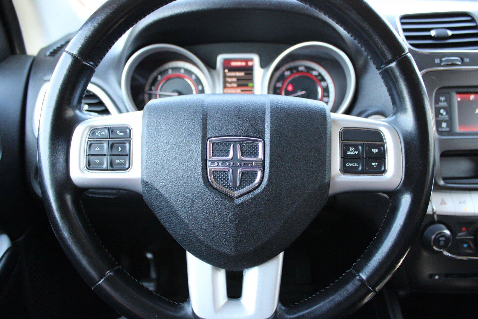 Used 2020 Dodge Journey SE w/ SE Popular Equipment Group FWD image 27