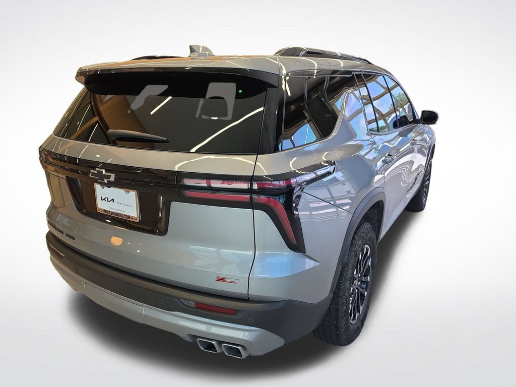 Used 2024 Chevrolet Traverse Z71 AWD/4WD image 6