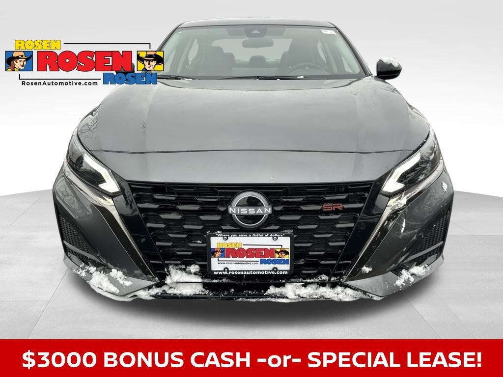 New 2025 Nissan Altima 2.5 SR w/ SR Premium Package image 8