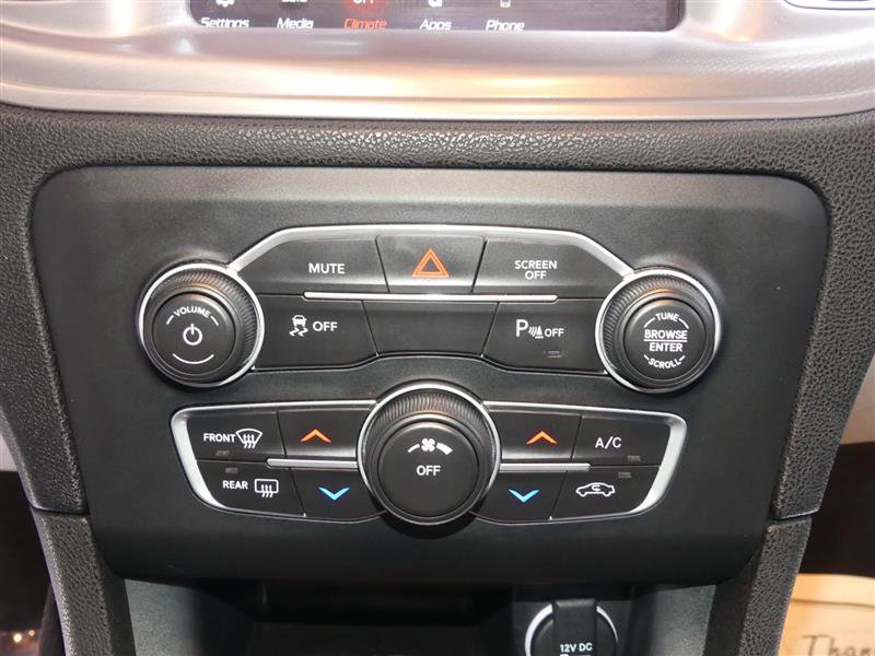 Used 2023 Dodge Charger SXT image 34