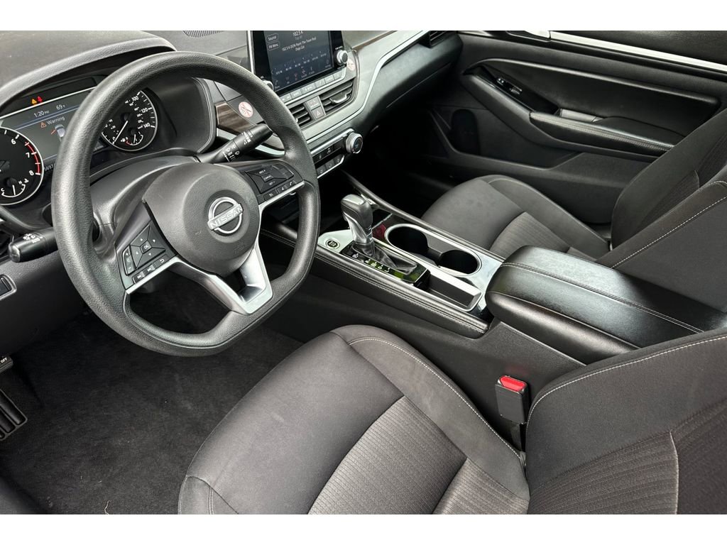 Used 2023 Nissan Altima 2.5 SV image 10