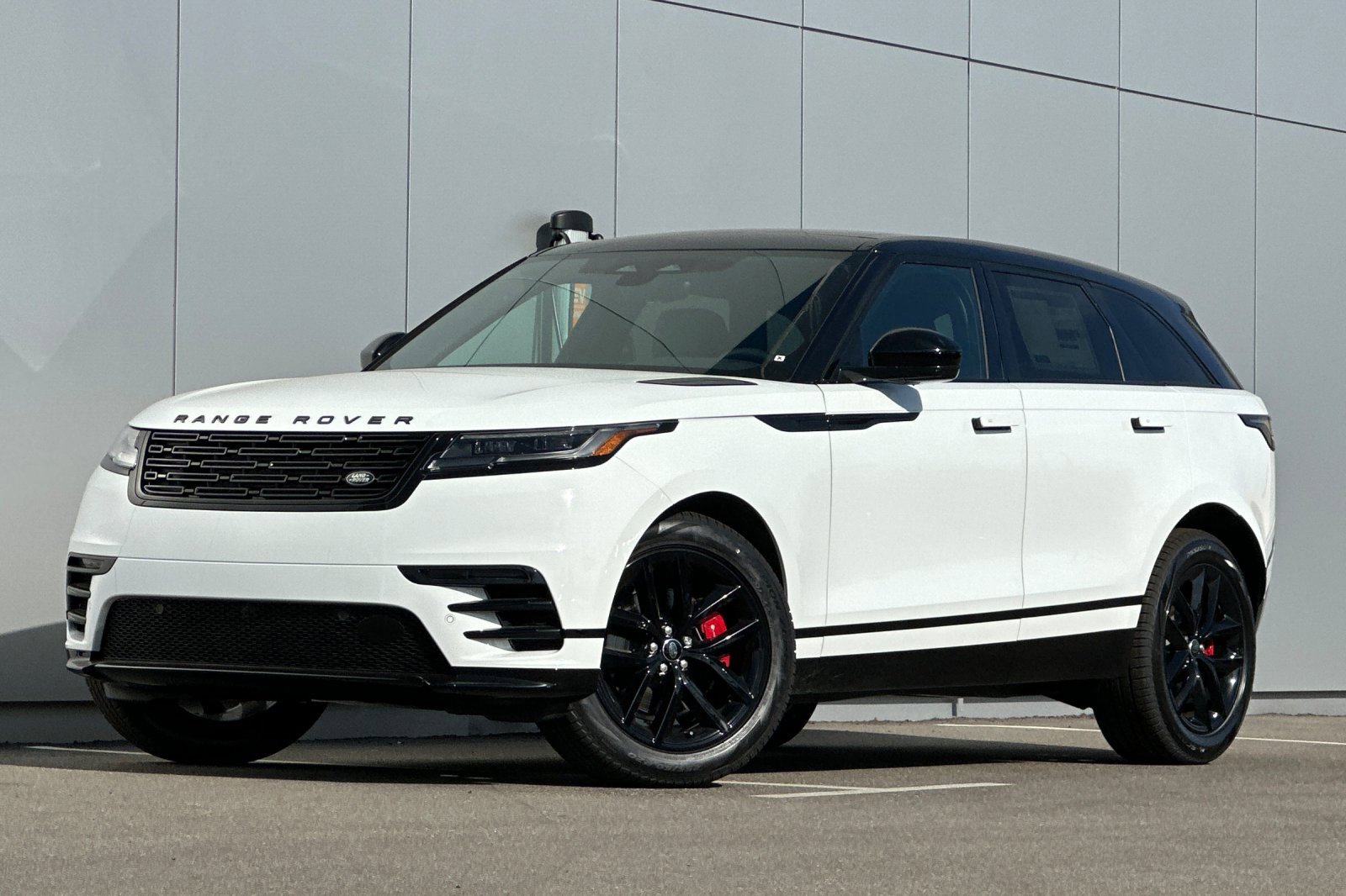 New 2025 Land Rover Range Rover Velar Dynamic SE