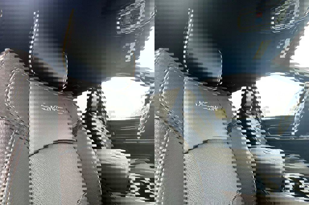 New 2026 RAM 2500 Laramie w/ Night Edition image 16