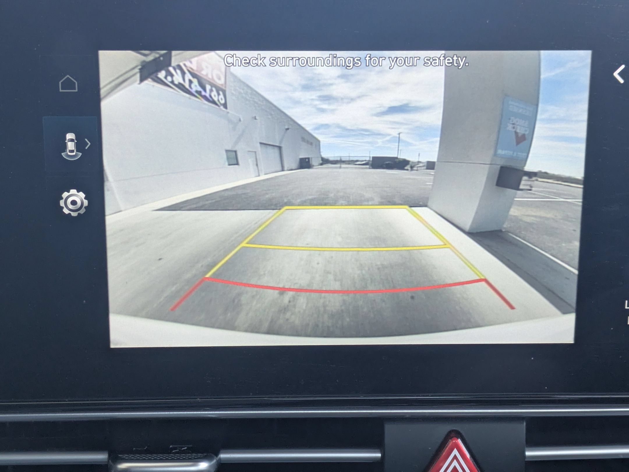 Used 2024 Hyundai Elantra SEL FWD image 44