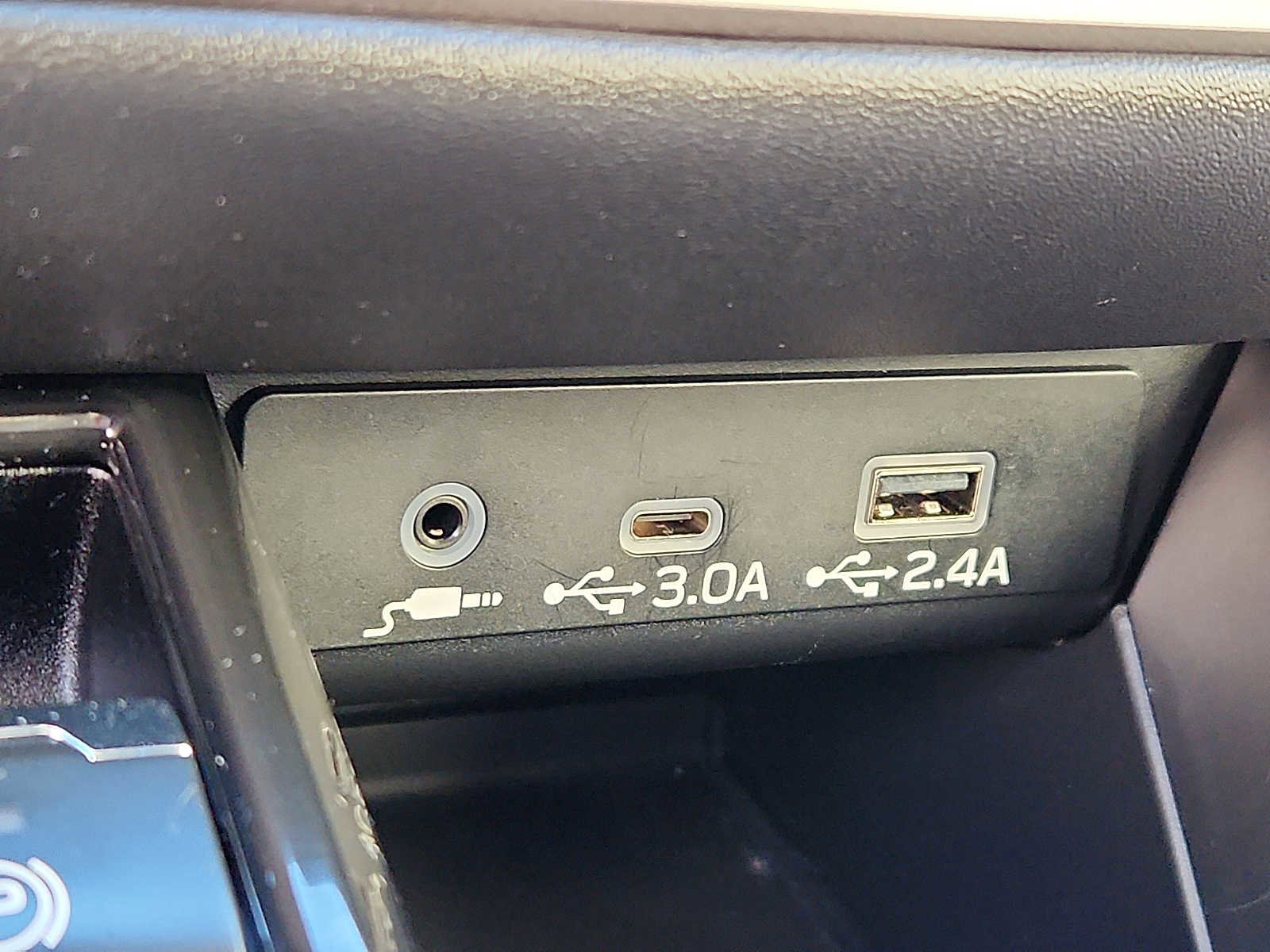 Certified 2025 Subaru Legacy Premium image 22