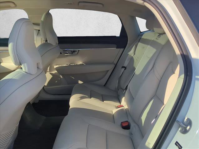 Used 2024 Volvo S90 T8 Ultimate w/ Lounge Package image 19