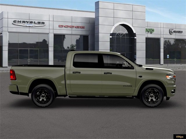 New 2026 RAM 1500 4x4 Crew Cab image 6