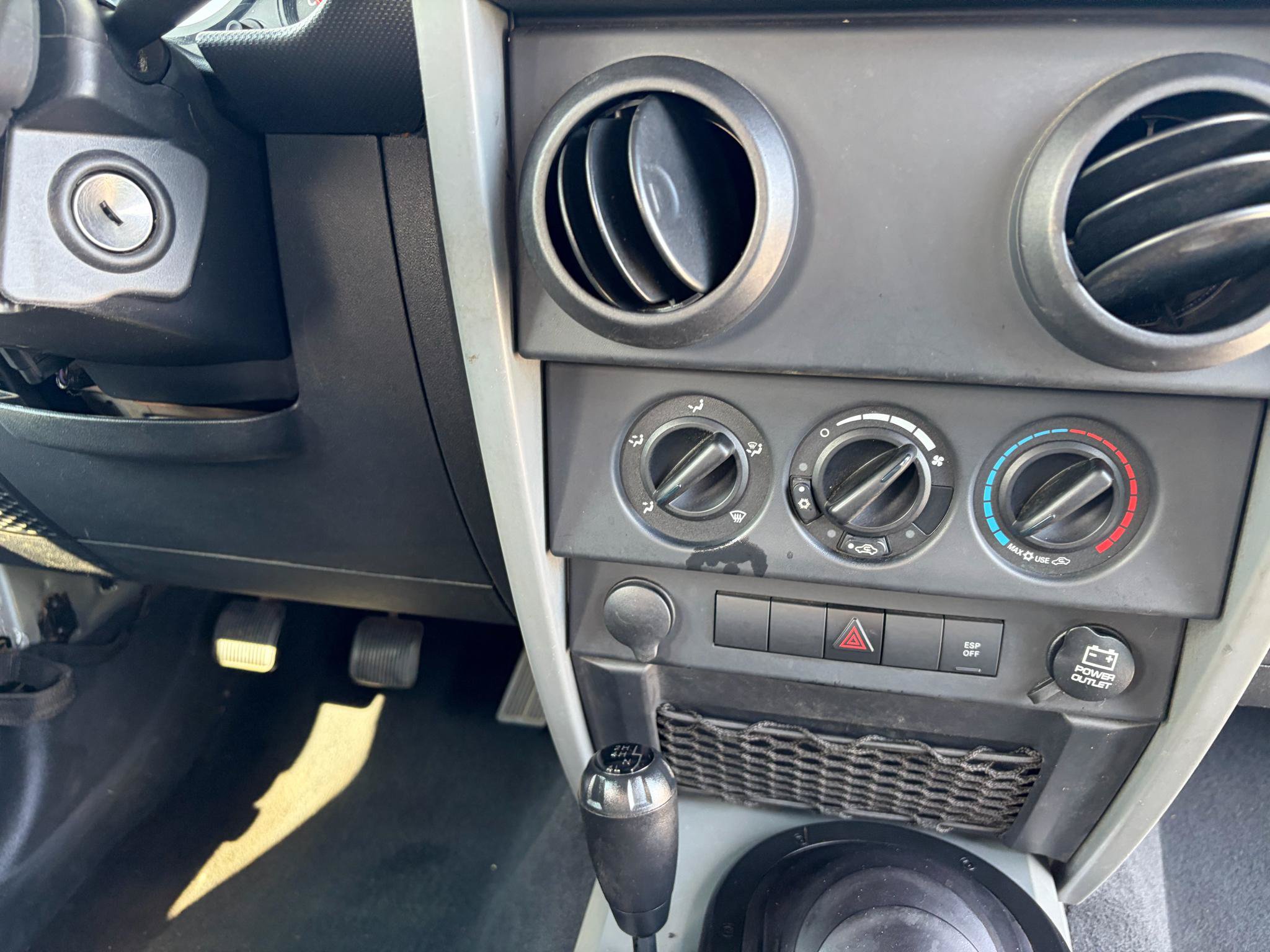 Used 2009 Jeep Wrangler X AWD/4WD image 31