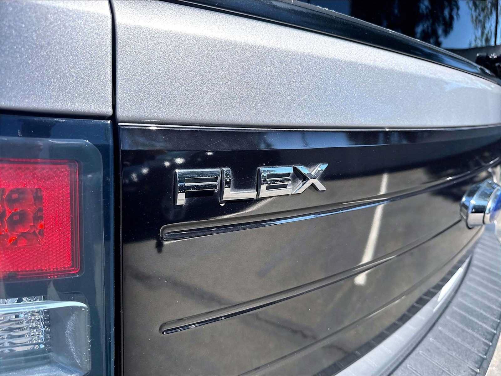 Used 2011 Ford Flex Titanium w/ Trailer Tow Pkg Class III AWD/4WD image 11