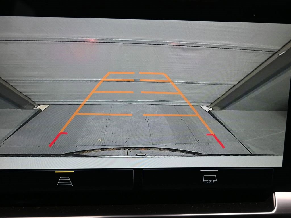 Used 2023 Chevrolet Silverado 1500 LT image 24