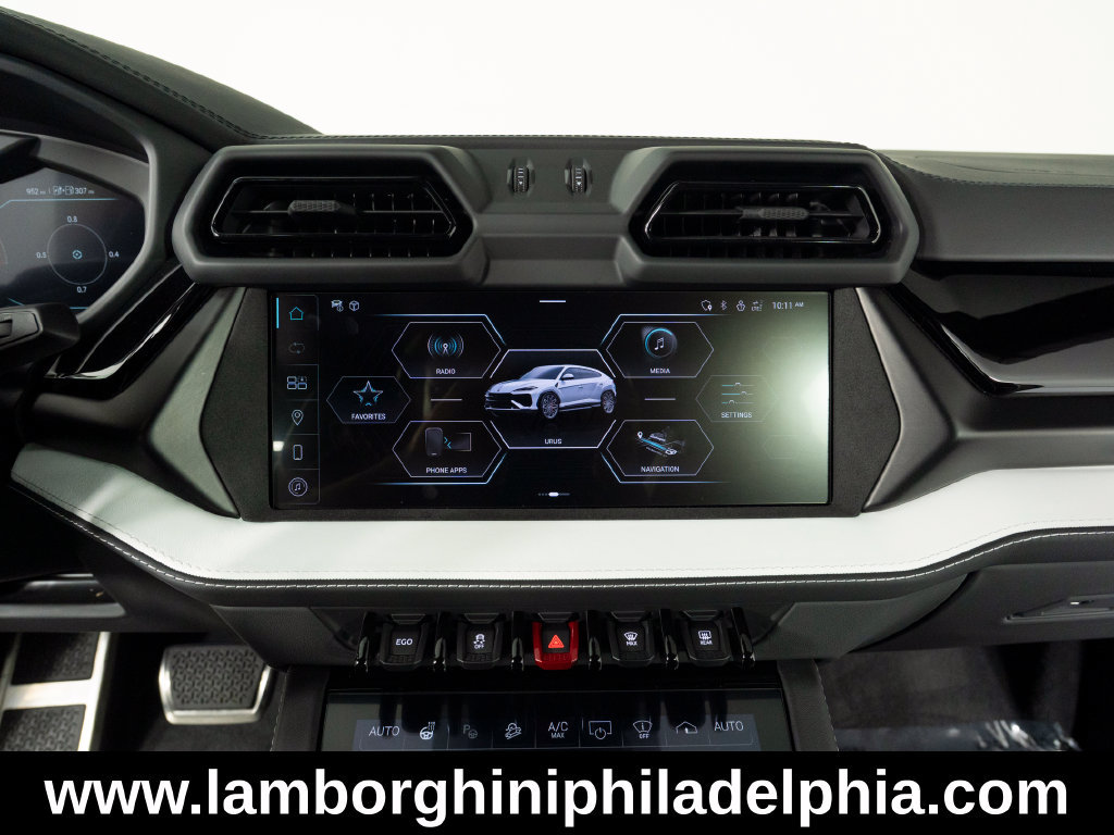 Used 2025 Lamborghini Urus SE AWD/4WD image 21
