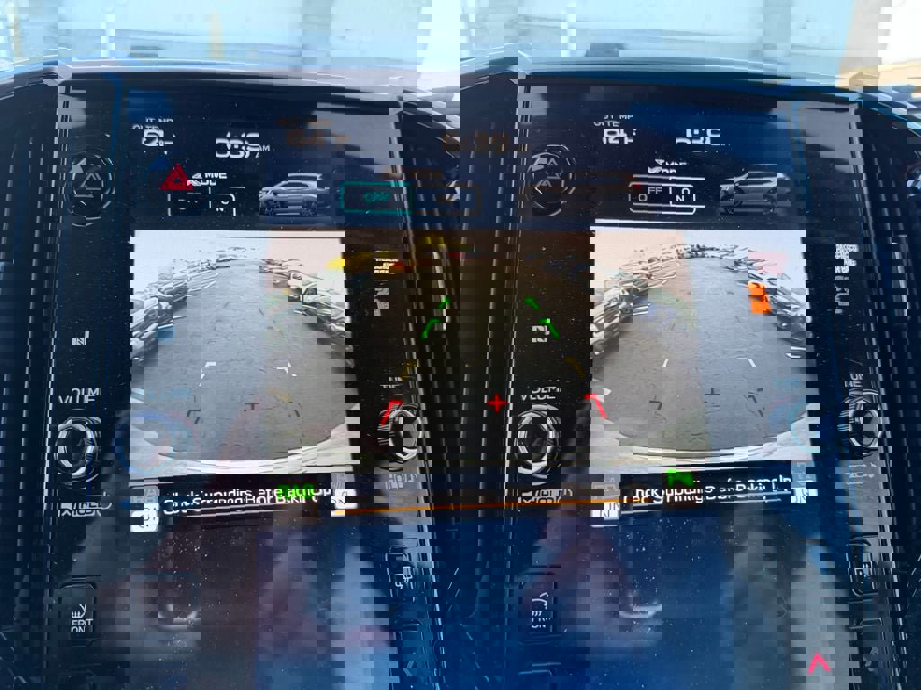 Used 2023 Subaru Ascent Premium w/ Convenience Package image 12