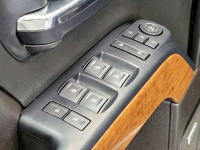 Used 2018 Chevrolet Silverado 2500 High Country w/ Duramax Plus Package image 32