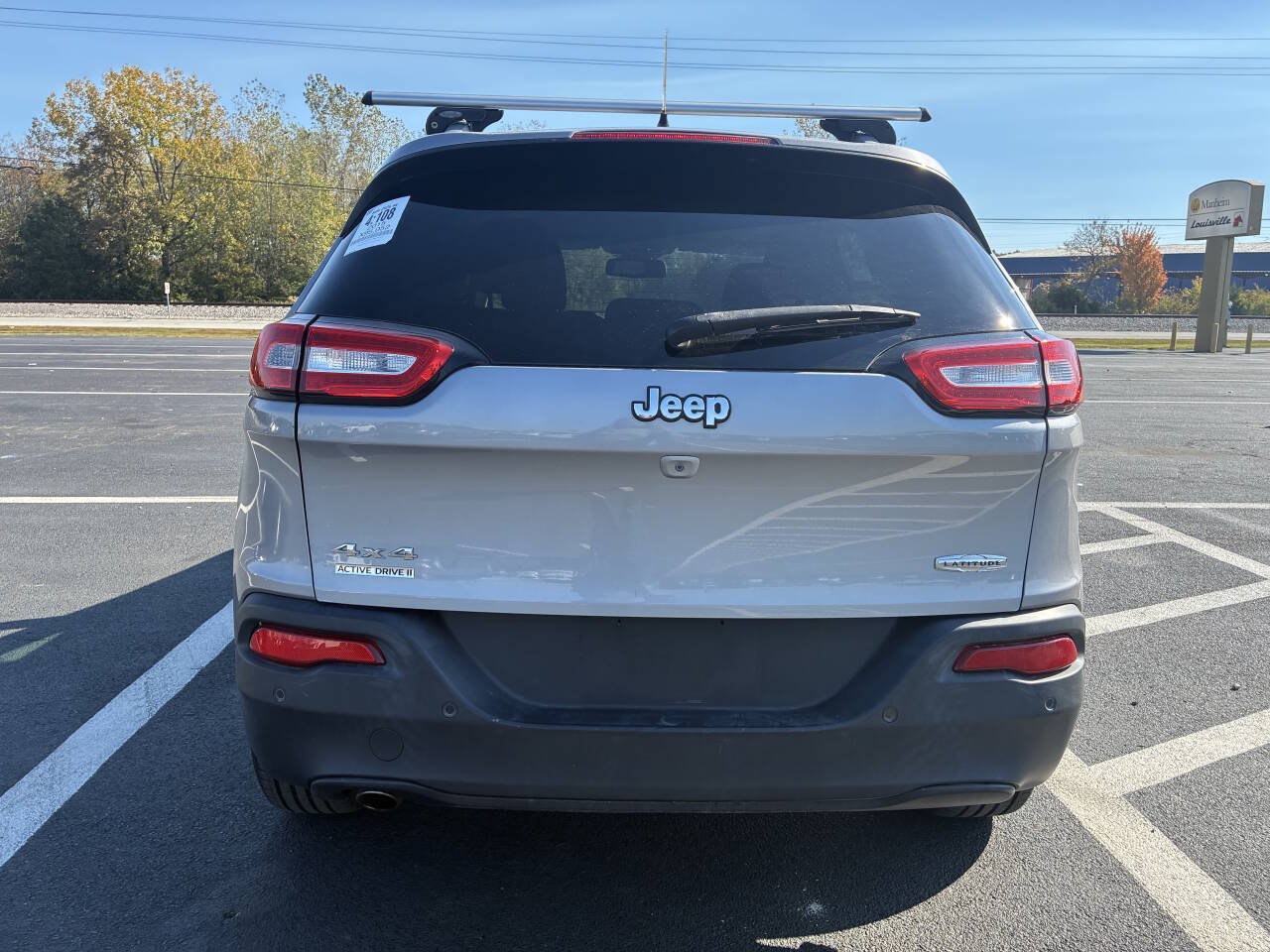 Used 2015 Jeep Cherokee Latitude w/ Cold Weather Group AWD/4WD image 4