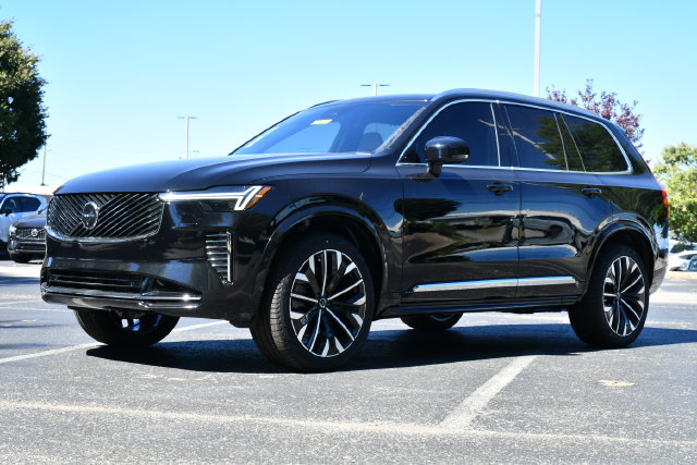New 2027 Volvo XC90 B6 Plus AWD/4WD image 3