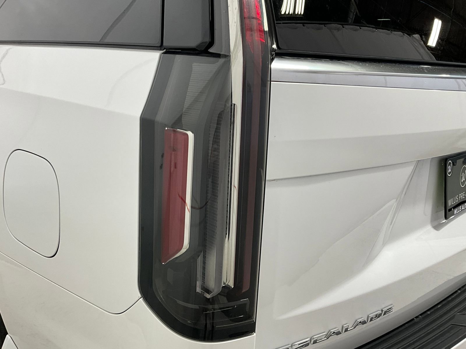 Used 2022 Cadillac Escalade ESV Premium Luxury Platinum w/ Heavy-Duty Trailer Package AWD/4WD image 30