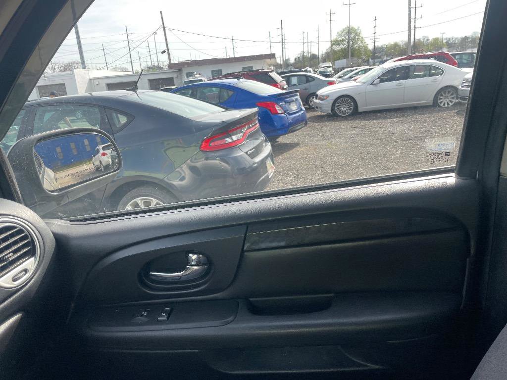 Used 2008 GMC Envoy SLE image 14