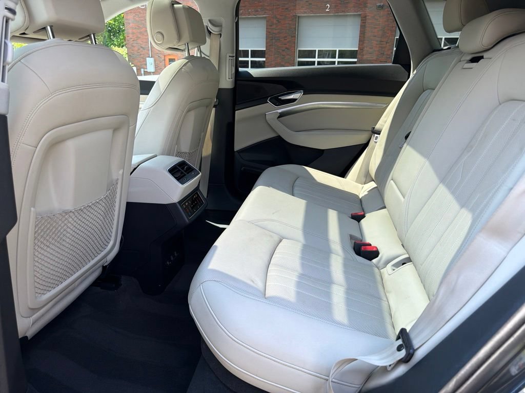 Used 2019 Audi e-tron Premium Plus w/ Cold Weather Package AWD/4WD image 27