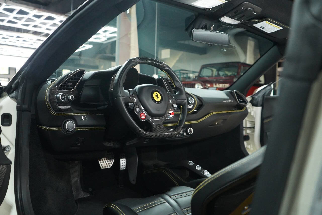 Used 2017 Ferrari 488 GTB image 96