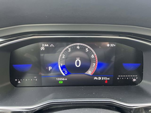 Certified 2023 Volkswagen Jetta SE w/ Panoramic Sunroof Package image 26