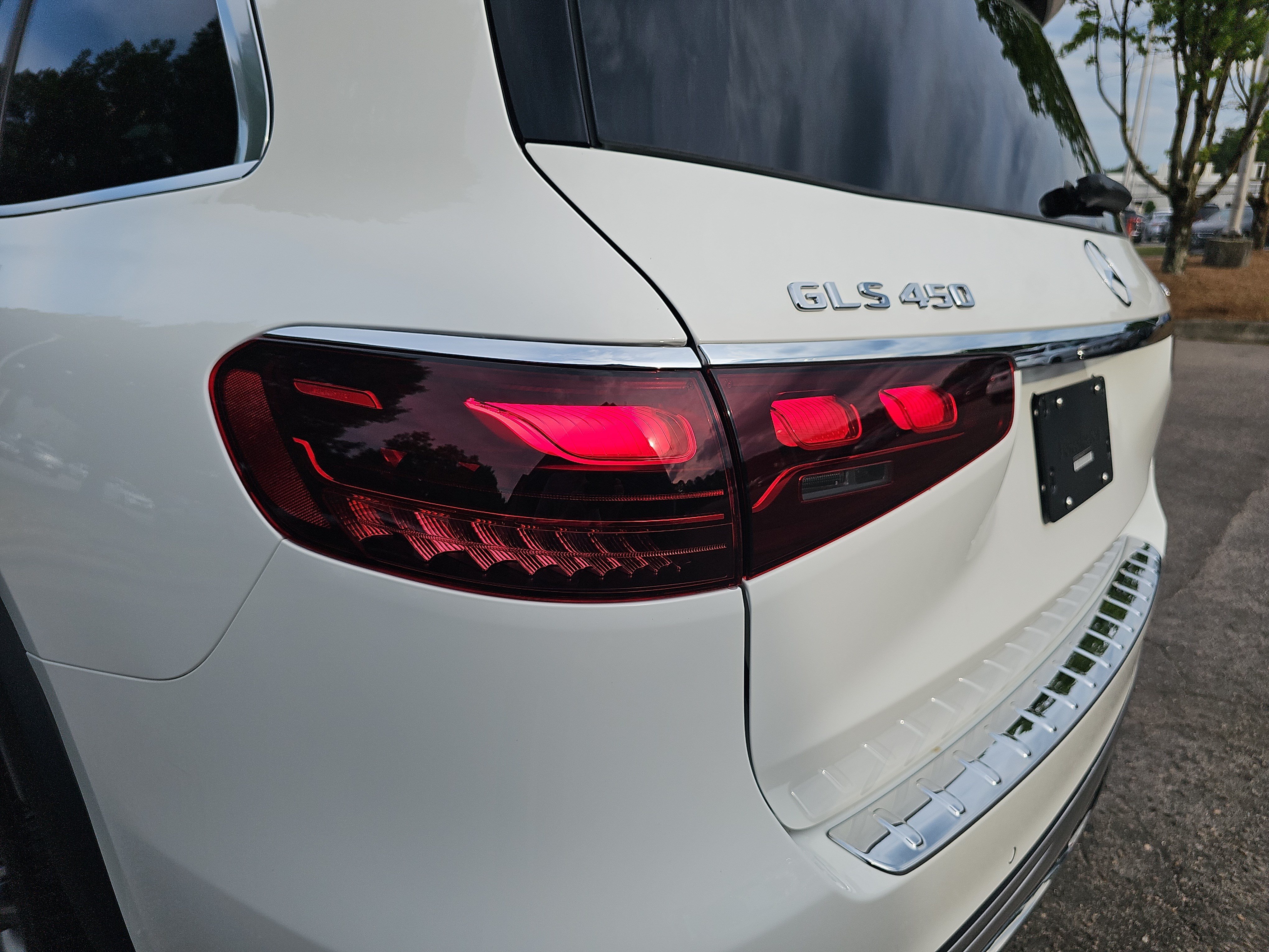 Certified 2026 Mercedes-Benz GLS 450 4MATIC image 38