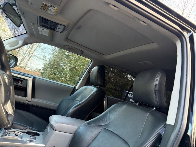 Used 2010 Toyota 4Runner SR5 image 27