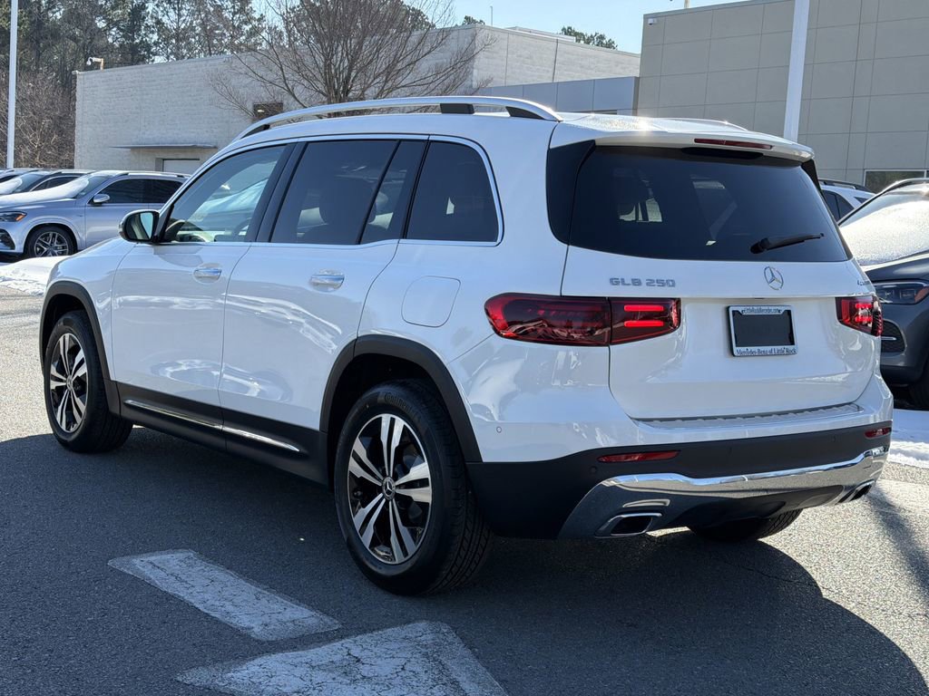 New 2025 Mercedes-Benz GLB 250 4MATIC image 5