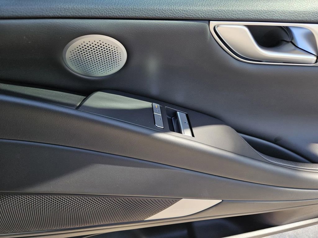 New 2026 Genesis G80 2.5T Sport Prestige image 10