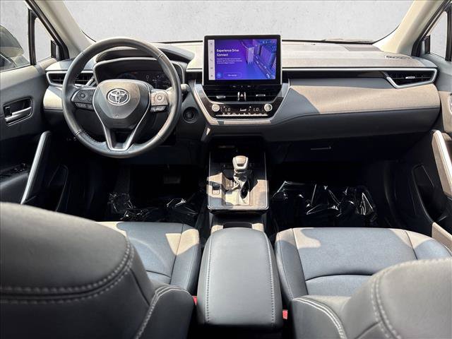 Certified 2026 Toyota Corolla Cross XLE FWD image 13