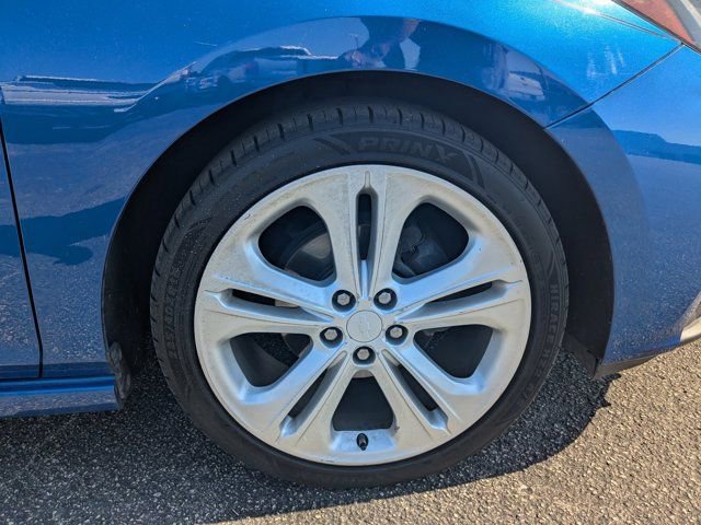 Used 2017 Chevrolet Cruze Premier w/ RS Package image 68