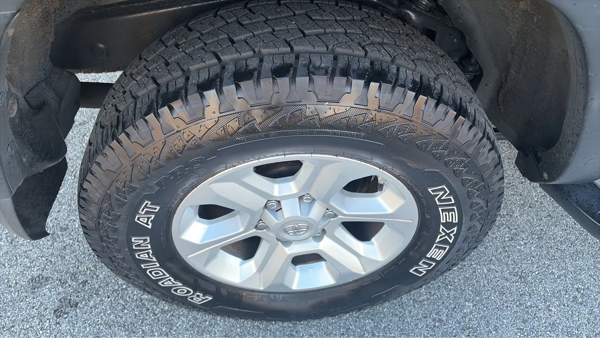 Used 2011 Toyota 4Runner SR5 image 23