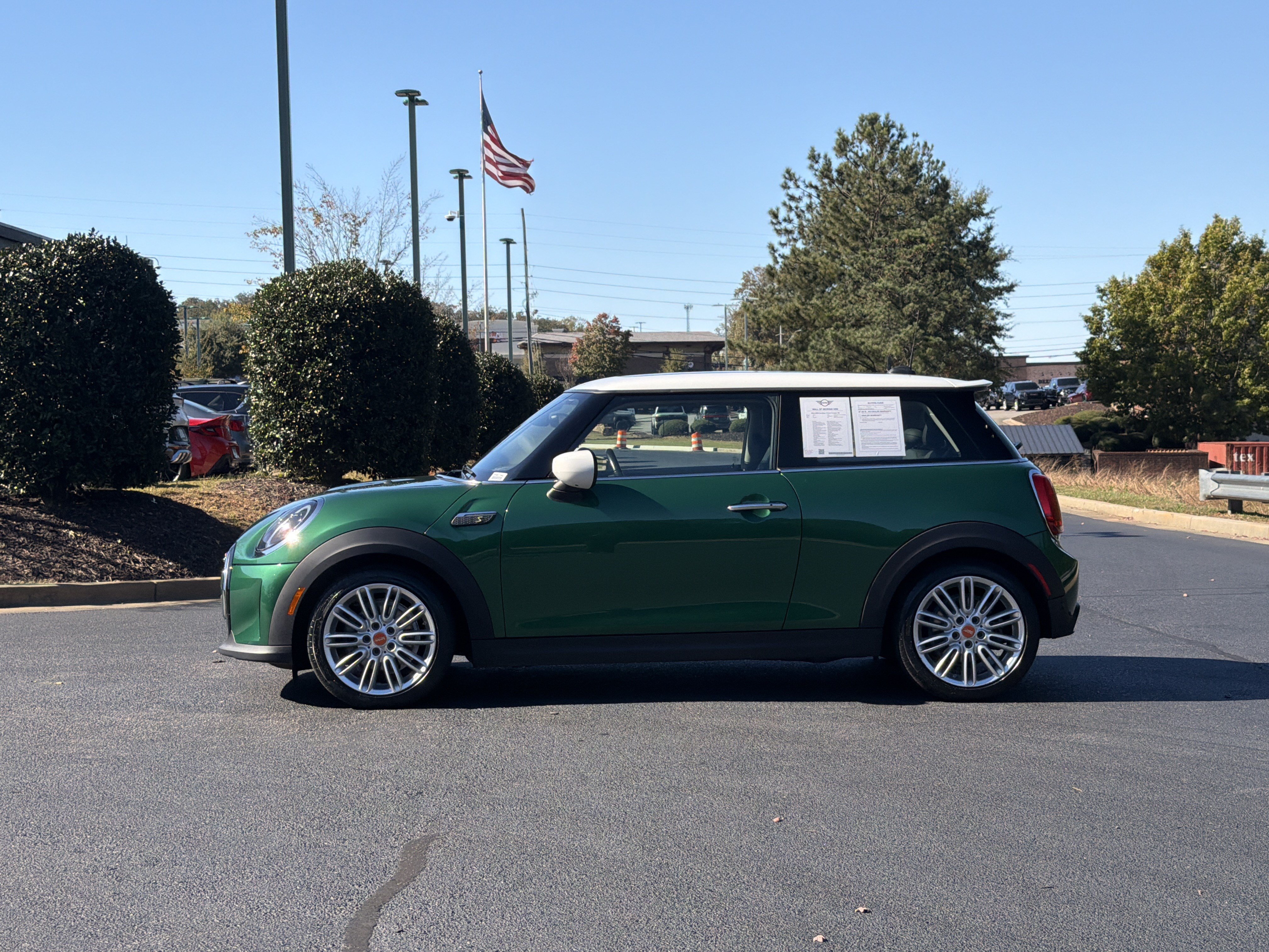 Used 2024 MINI Cooper SE FWD image 14