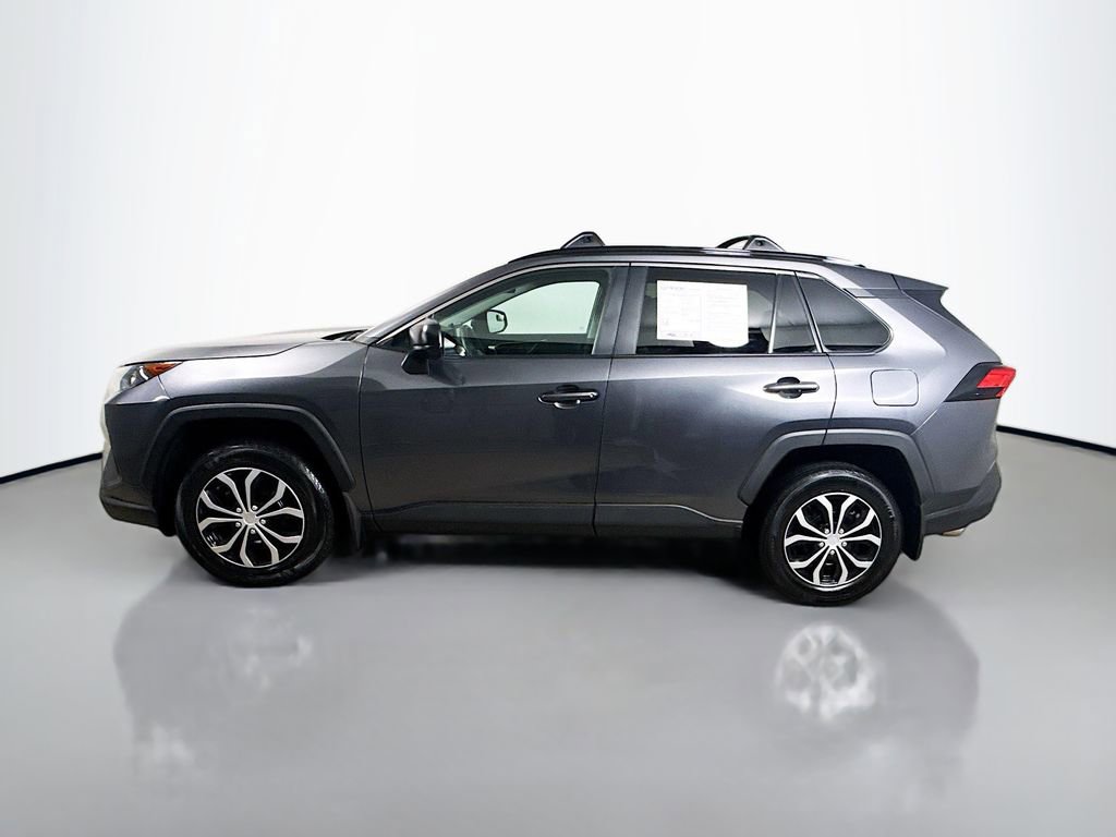 Certified 2021 Toyota RAV4 LE image 4