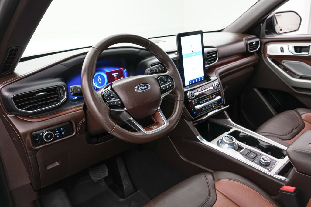 Certified 2023 Ford Explorer King Ranch w/ Technology Package image 13
