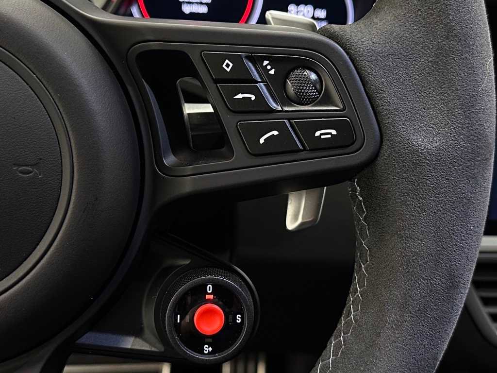 Used 2022 Porsche Cayenne Turbo GT image 26