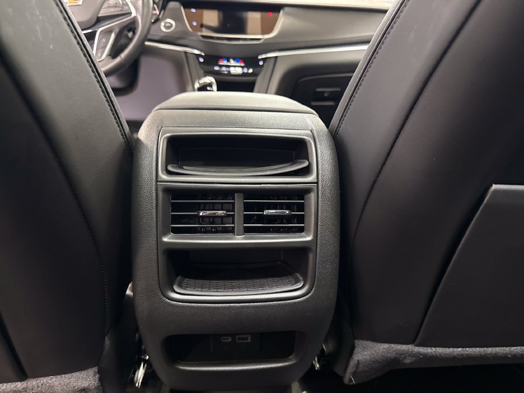 Used 2024 Cadillac XT5 Premium Luxury AWD/4WD image 18