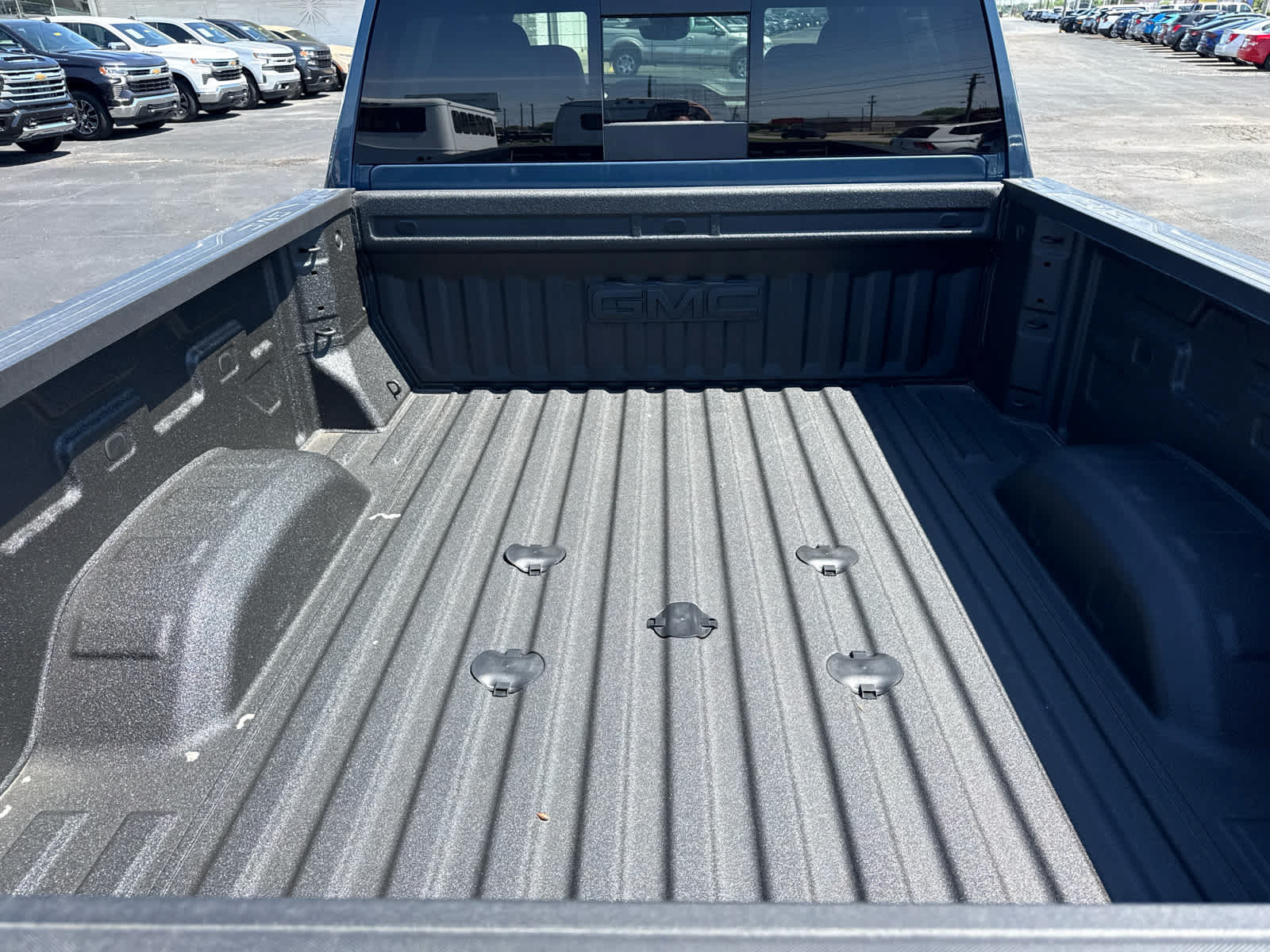 New 2026 GMC Sierra 3500 Denali w/ Denali Reserve Package AWD/4WD image 23
