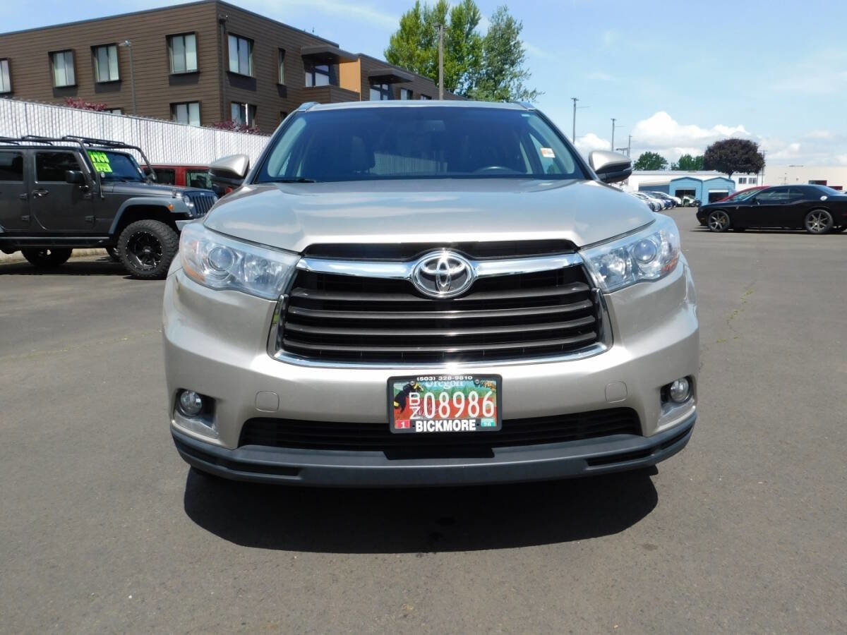 Used 2014 Toyota Highlander Limited image 23