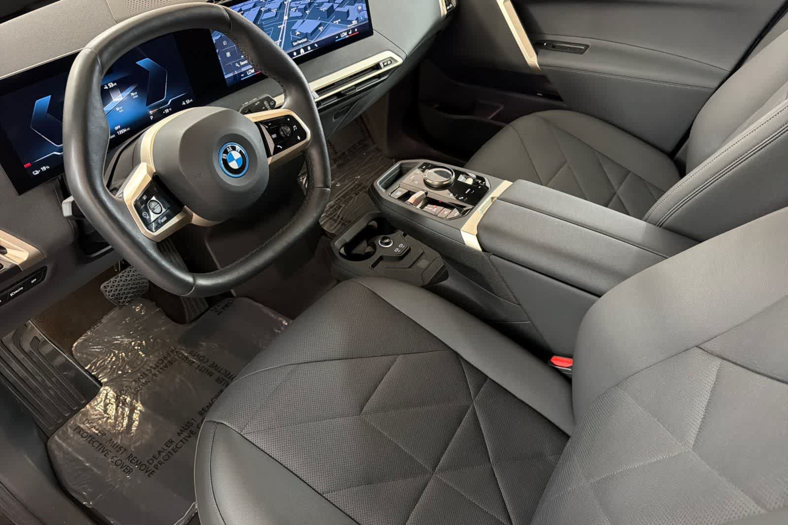 Used 2024 BMW iX xDrive50 w/ Sport Package AWD/4WD image 11