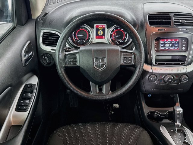 Used 2019 Dodge Journey SE w/ Blacktop Package FWD image 14