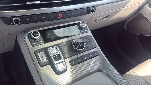 Used 2024 Hyundai Palisade AWD image 34