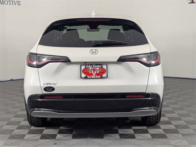 Used 2023 Honda HR-V EX-L image 6