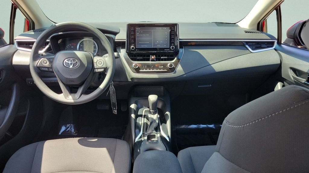 Used 2022 Toyota Corolla LE FWD image 11