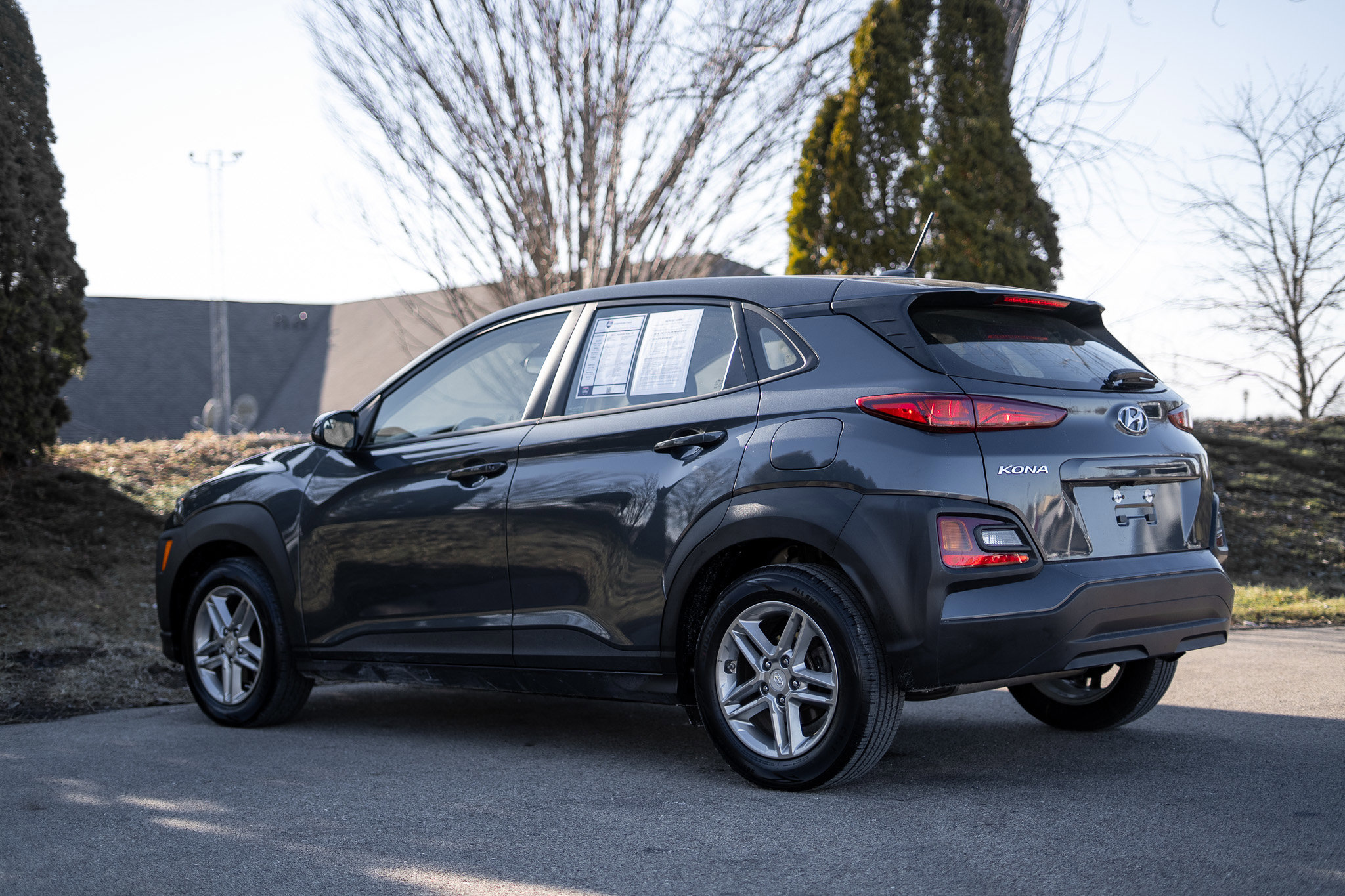 Used 2021 Hyundai Kona SE w/ Cargo Package image 7