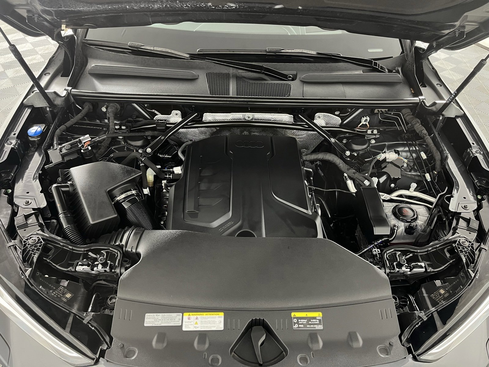 Certified 2025 Audi Q5 2.0T Premium Plus w/ Premium Plus image 21