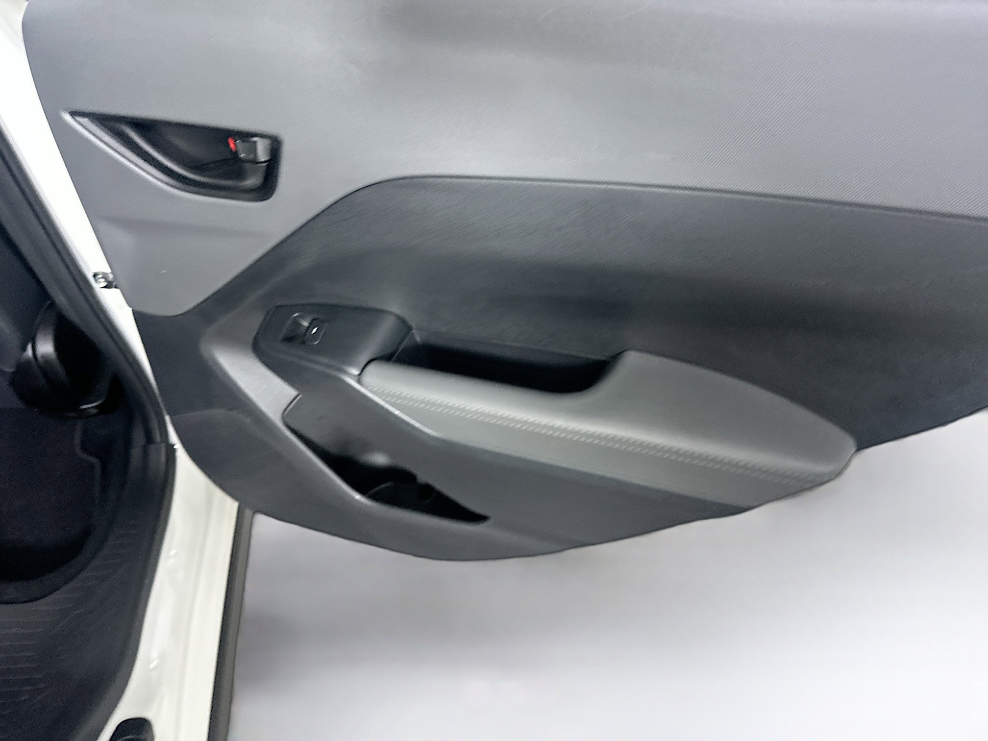 Used 2024 Subaru Crosstrek 2.0i Premium image 28