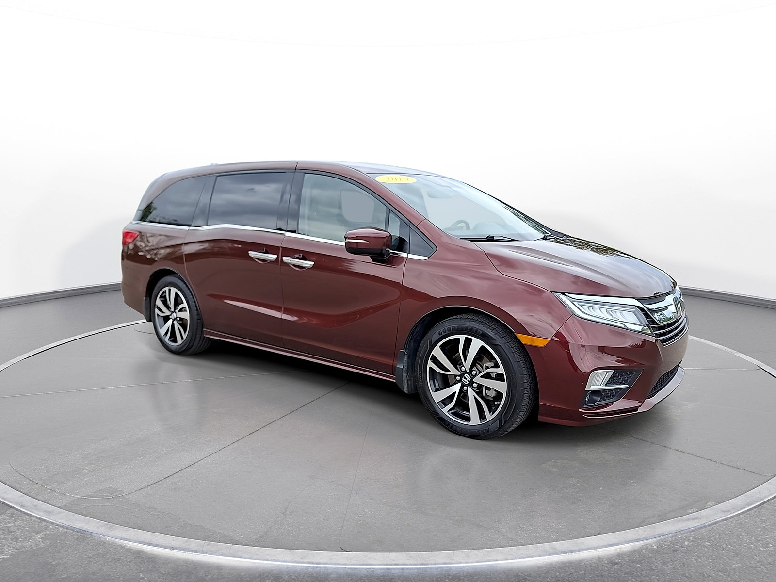 Used 2019 Honda Odyssey Elite image 2