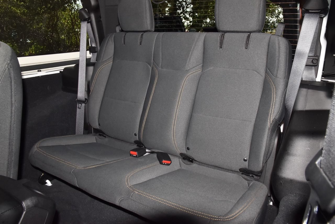 Used 2024 Jeep Wrangler Sport AWD/4WD image 16