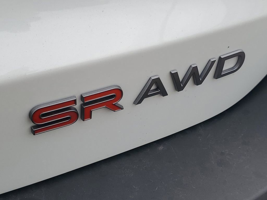 New 2026 Nissan Kicks SR w/ Cold Weather Package AWD/4WD image 7