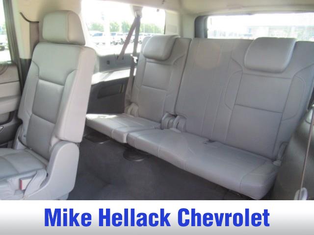 Used 2019 Chevrolet Suburban LT AWD/4WD image 21